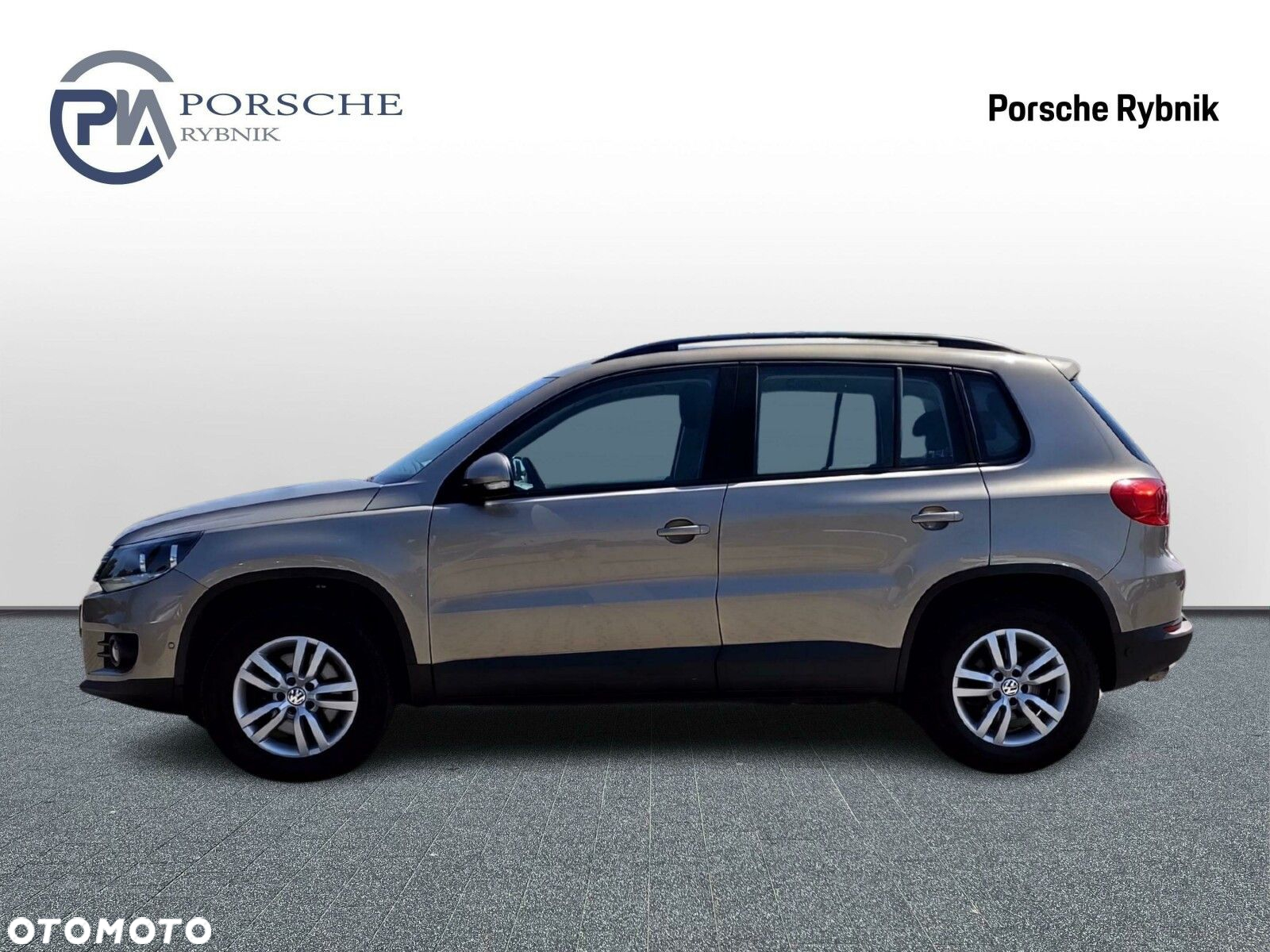 Volkswagen Tiguan - 2