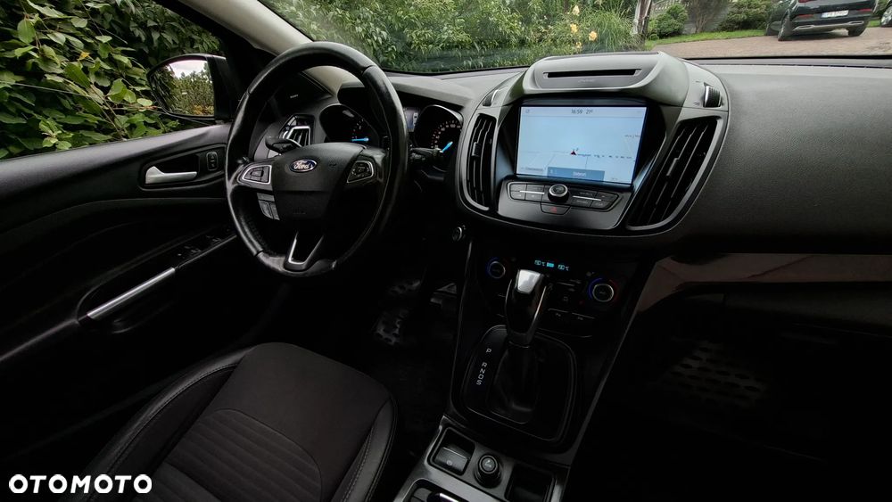 Ford Kuga 2.0 TDCi 4x4 Titanium - 23