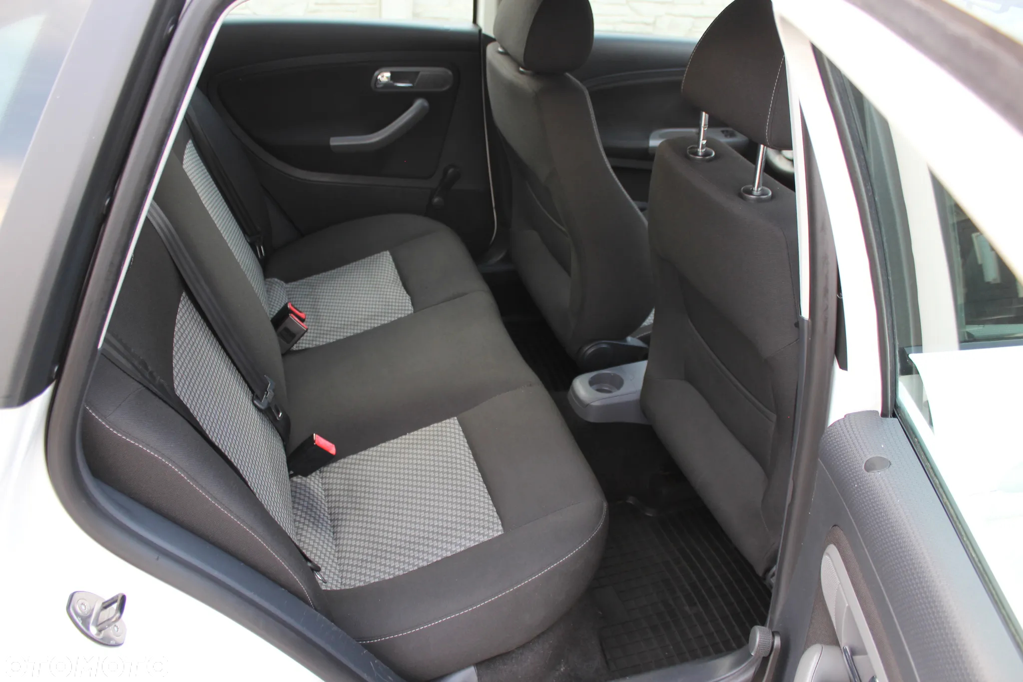 Seat Ibiza 1.4 16V Passion - 18
