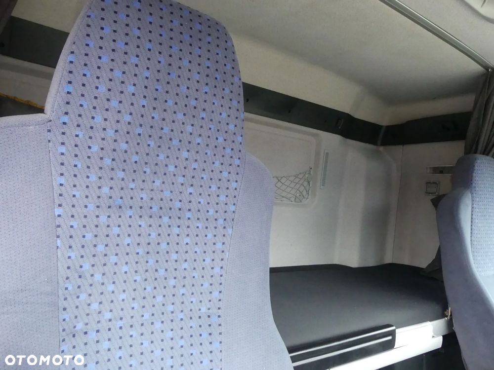 MAN TGA 26.400 6x2 / CHŁODNIA / EURO 4 / KABINA SYPIALNA / - 27