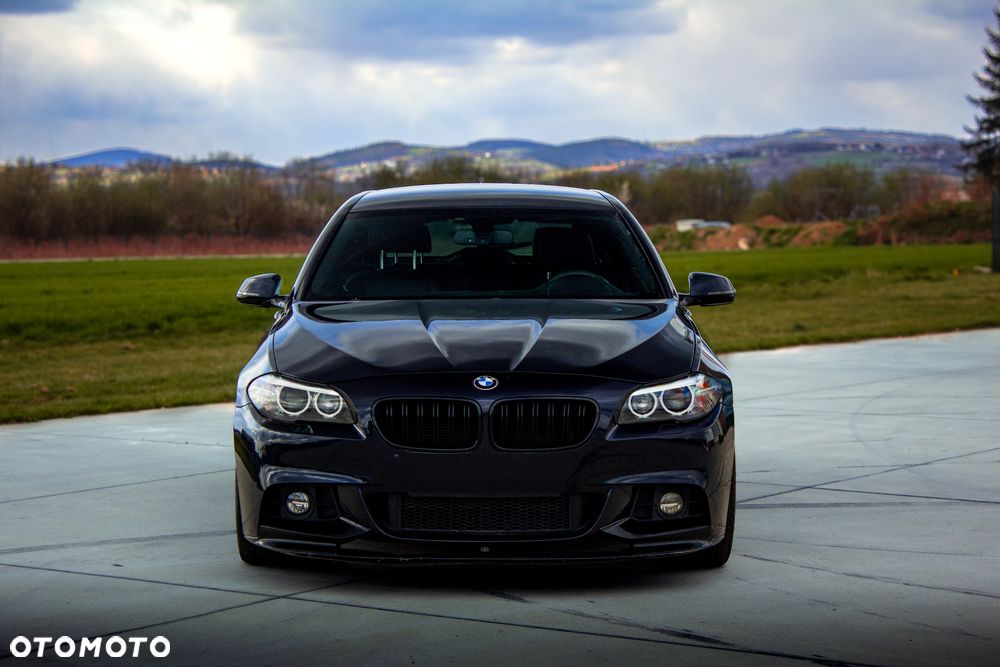 BMW Seria 5 525d xDrive - 1