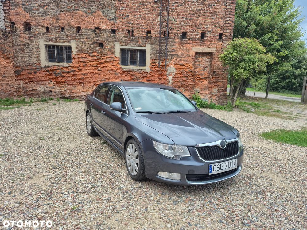 Skoda Superb 2.0 TDI Elegance DSG - 3