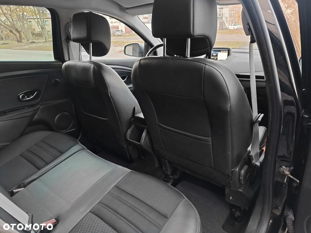 Renault Megane 1.2 16V TCe Energy Bose - 28