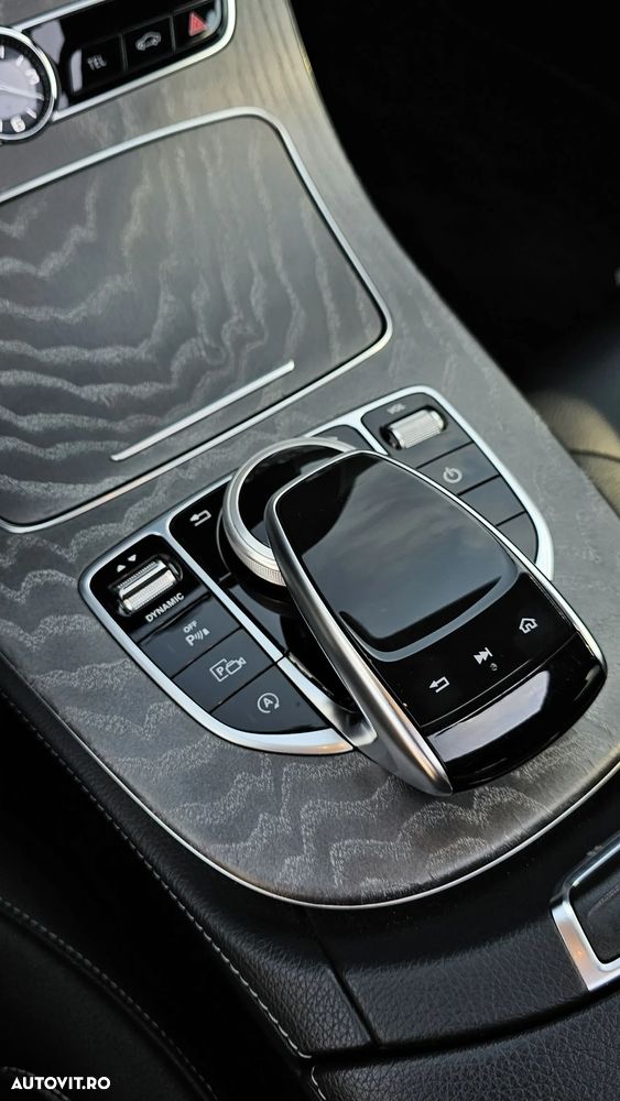 Mercedes-Benz CLS - 24