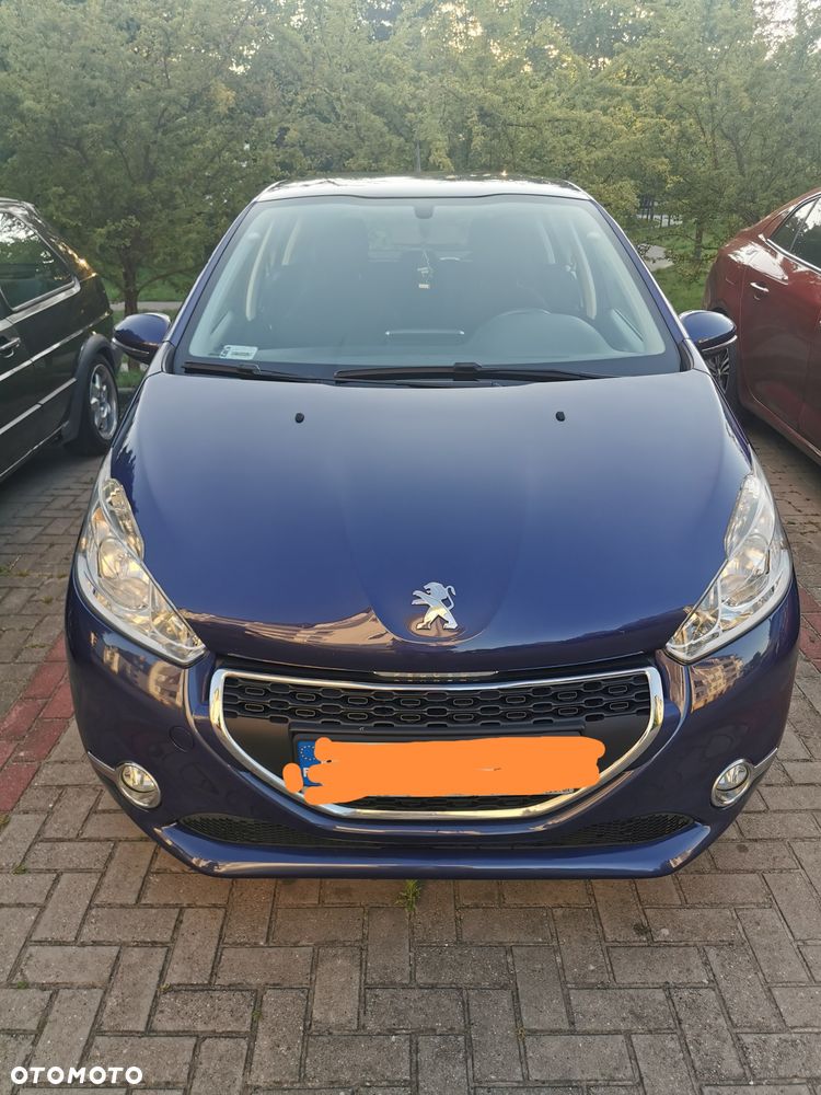 Peugeot 208 - 4