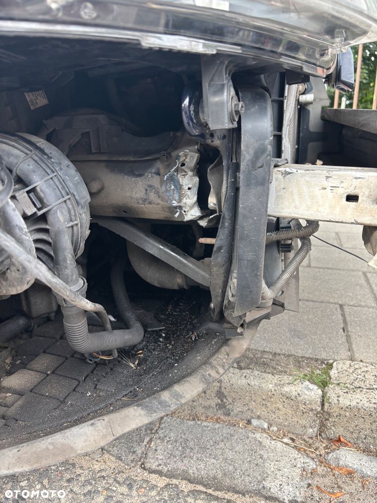Audi A6 Avant 2.4 - 11