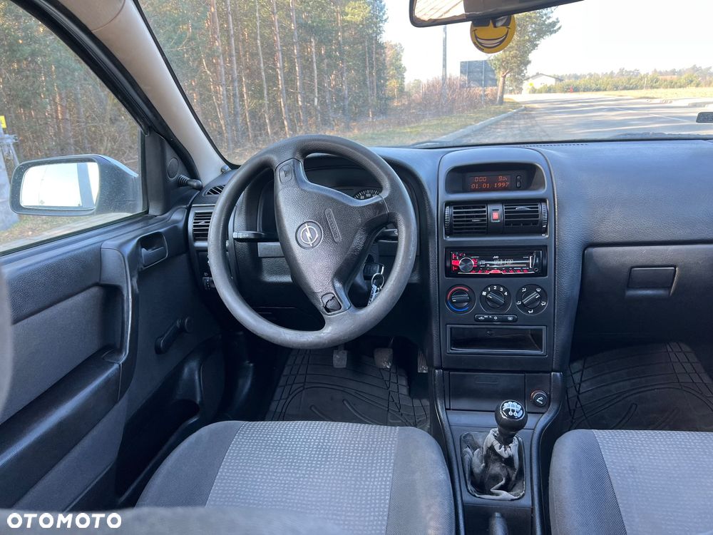 Opel Astra 1.4 16v Family - 7