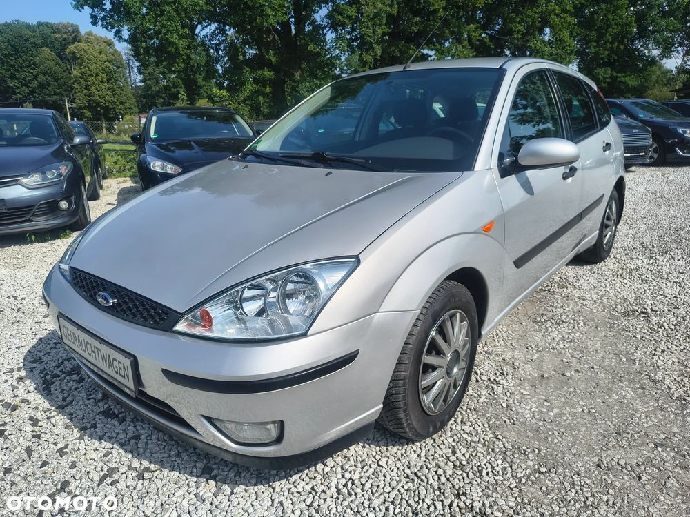 Ford Focus 1.6 Futura - 2