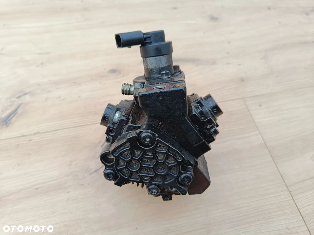 AUDI A6 C6 2.7 3.0 TDI POMPA WTRYSKOWA 059130755S - 1