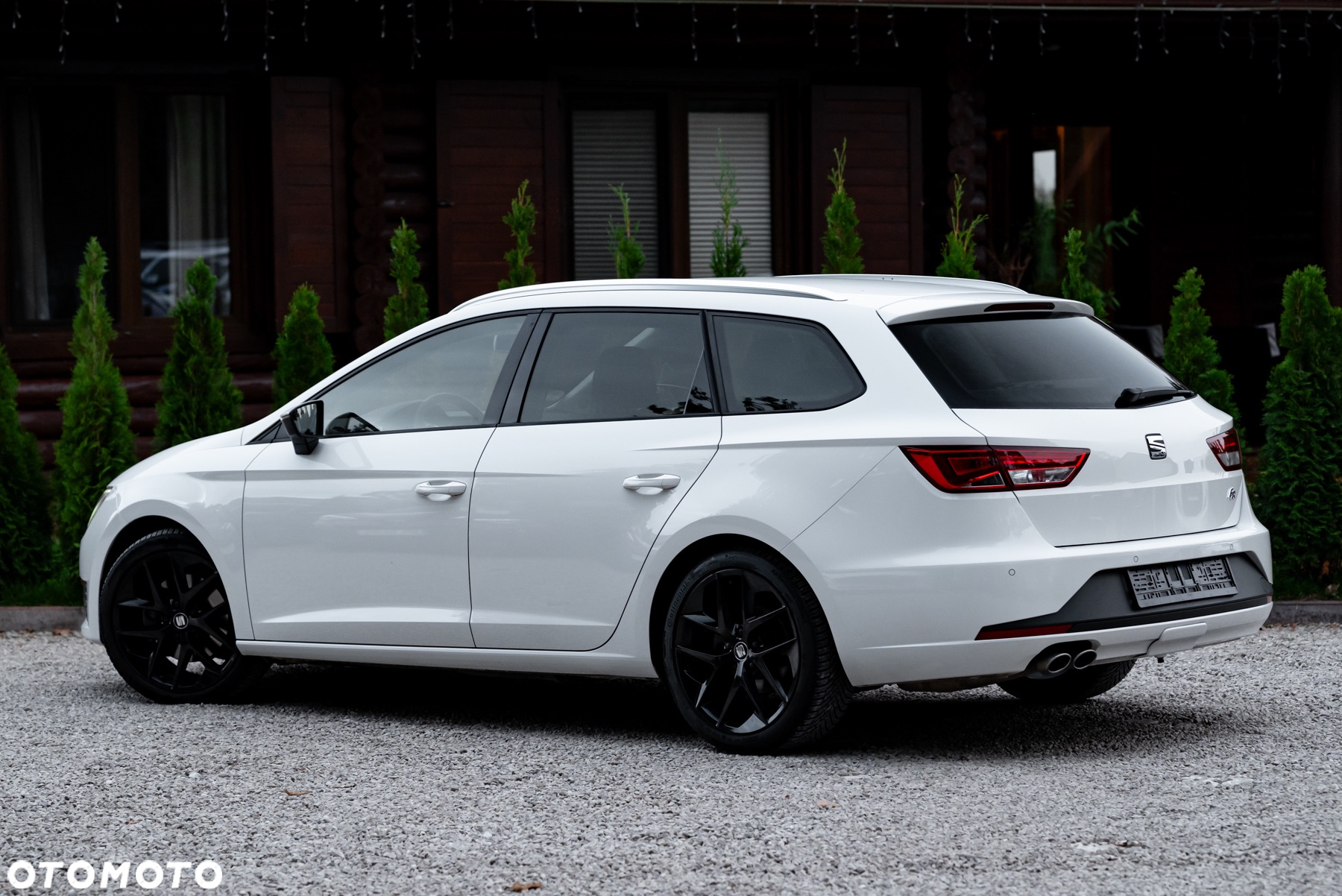 Seat Leon ST 2.0 TDI DPF DSG FR - 11
