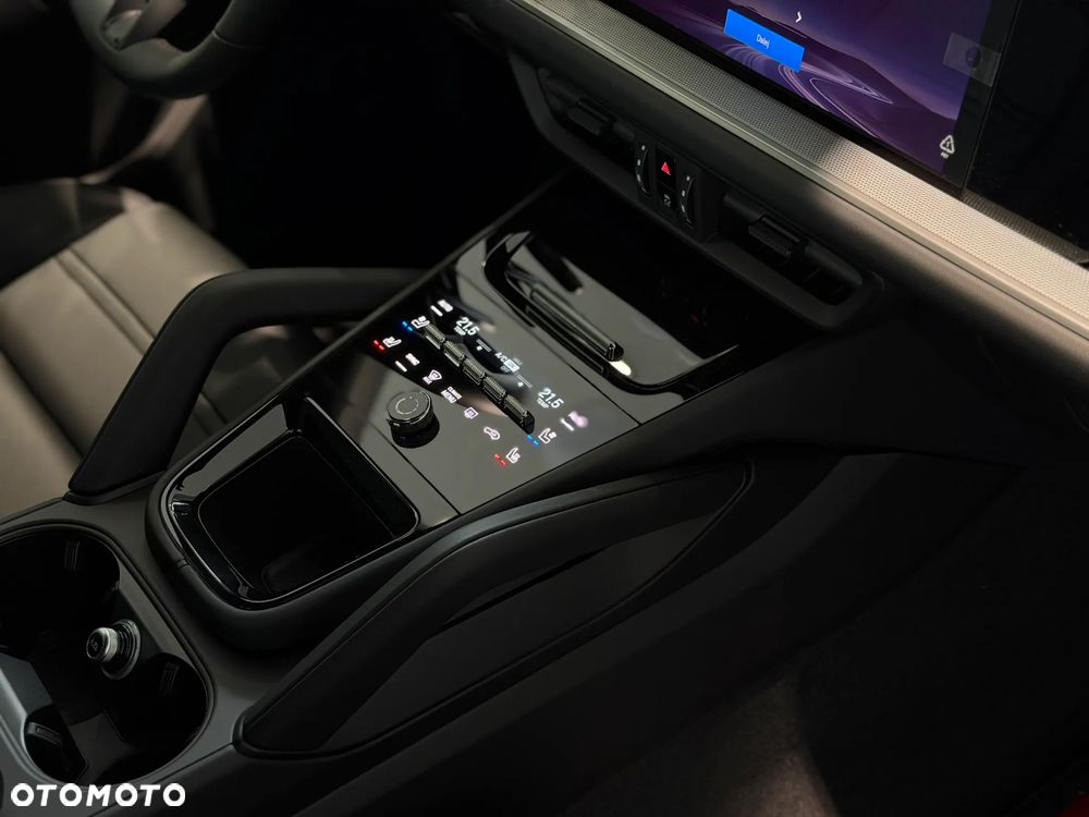 Porsche Cayenne E-Hybrid PHEV - 27
