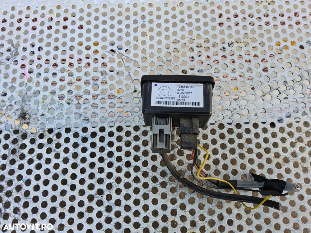 Usb Peugeot Boxer Citroen Jumper Fiat Ducato vod 7356546330 conector usb - 2