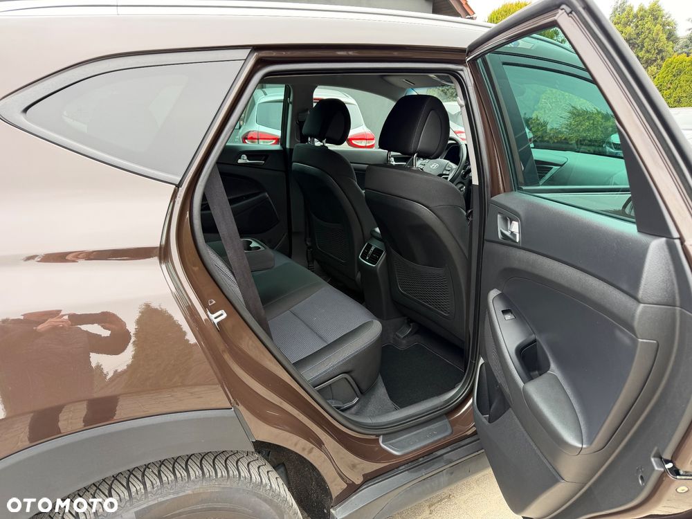 Hyundai Tucson 1.6 GDi 2WD Select - 23