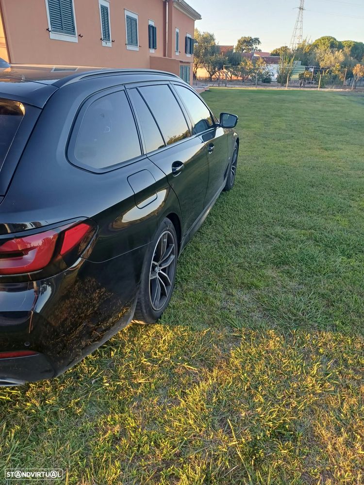 BMW 520 d Pack Desportivo M Auto - 9