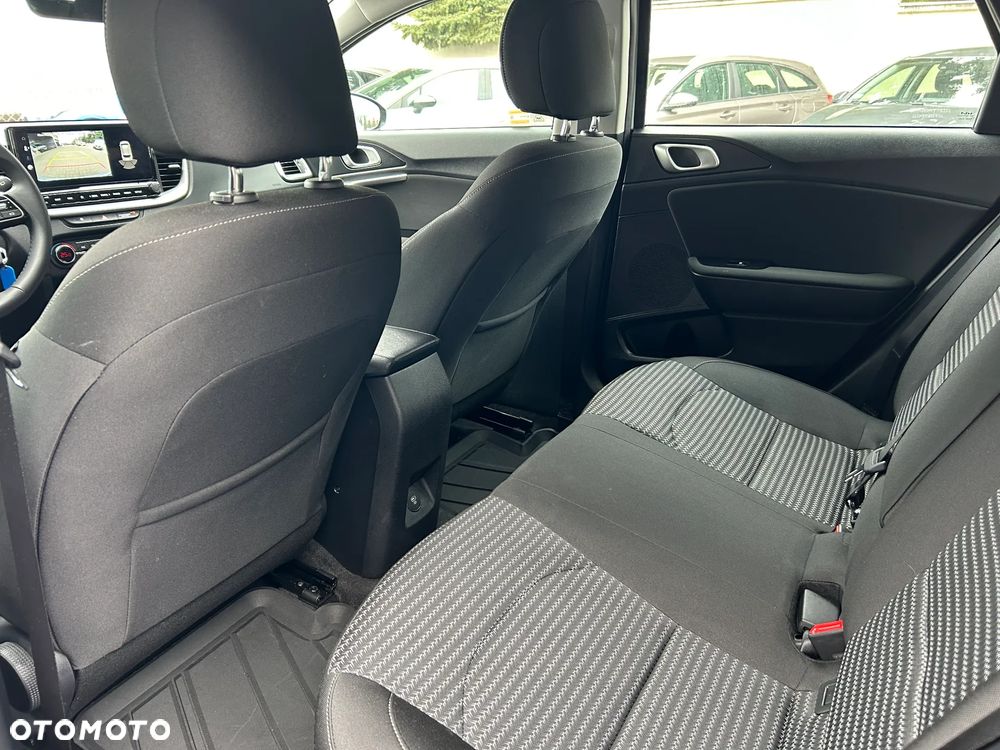Kia Ceed 1.5 T-GDI S - 14