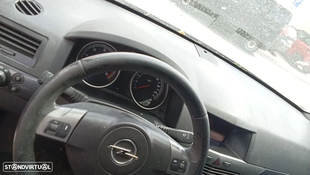 Opel Astra 1.7 CDTI Cosmo M5 - 9