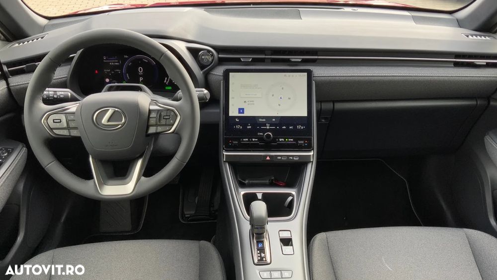 LEXUS LBX 2026 — imagine 21