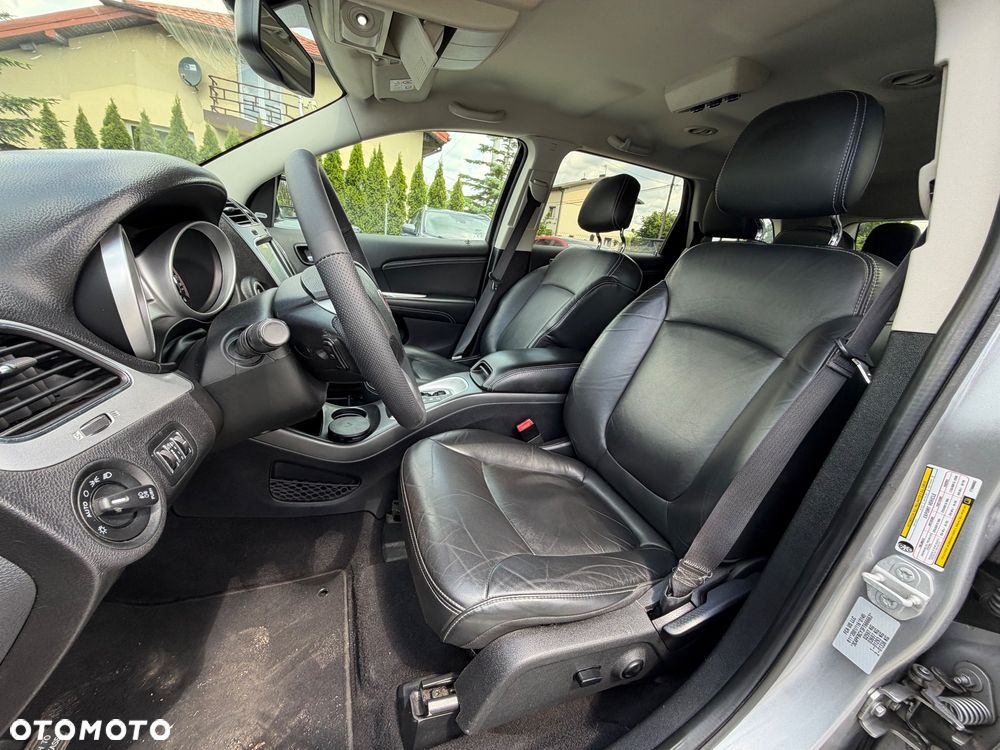 Fiat Freemont 2.0 Multijet 16V DPF Automatik Allrad Lounge - 35