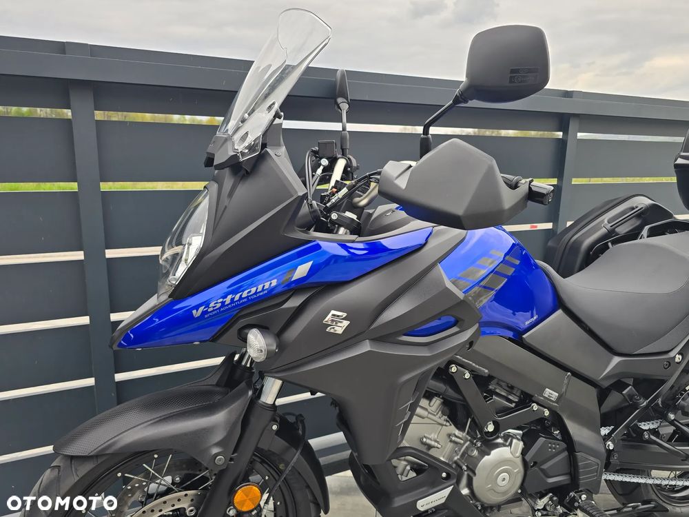 Suzuki V-STROM - 11