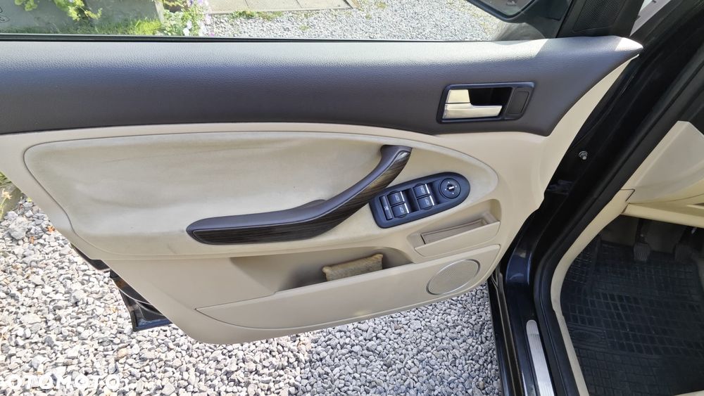 Ford C-MAX 1.6 TDCi Ghia - 9