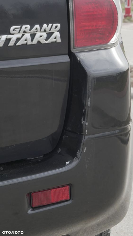 Suzuki Grand Vitara 1.6 - 17