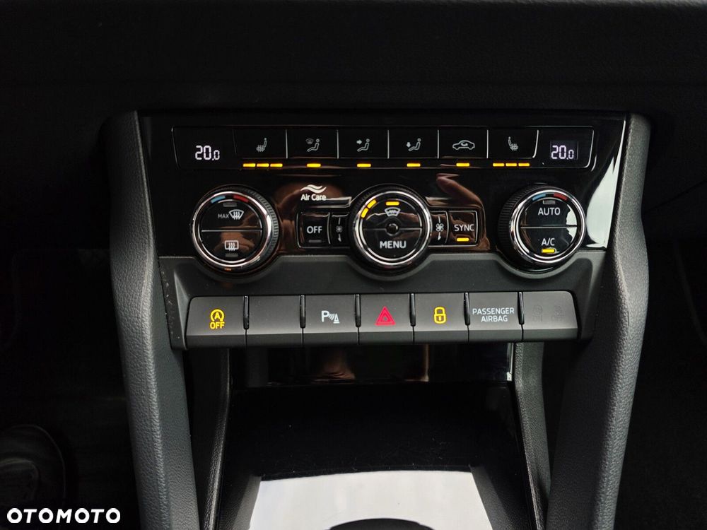 Skoda Karoq 1.5 TSI ACT 4x2 Ambition DSG - 21