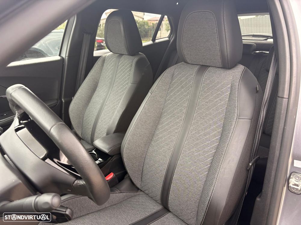 Peugeot 2008 PureTech 100 Allure - 8