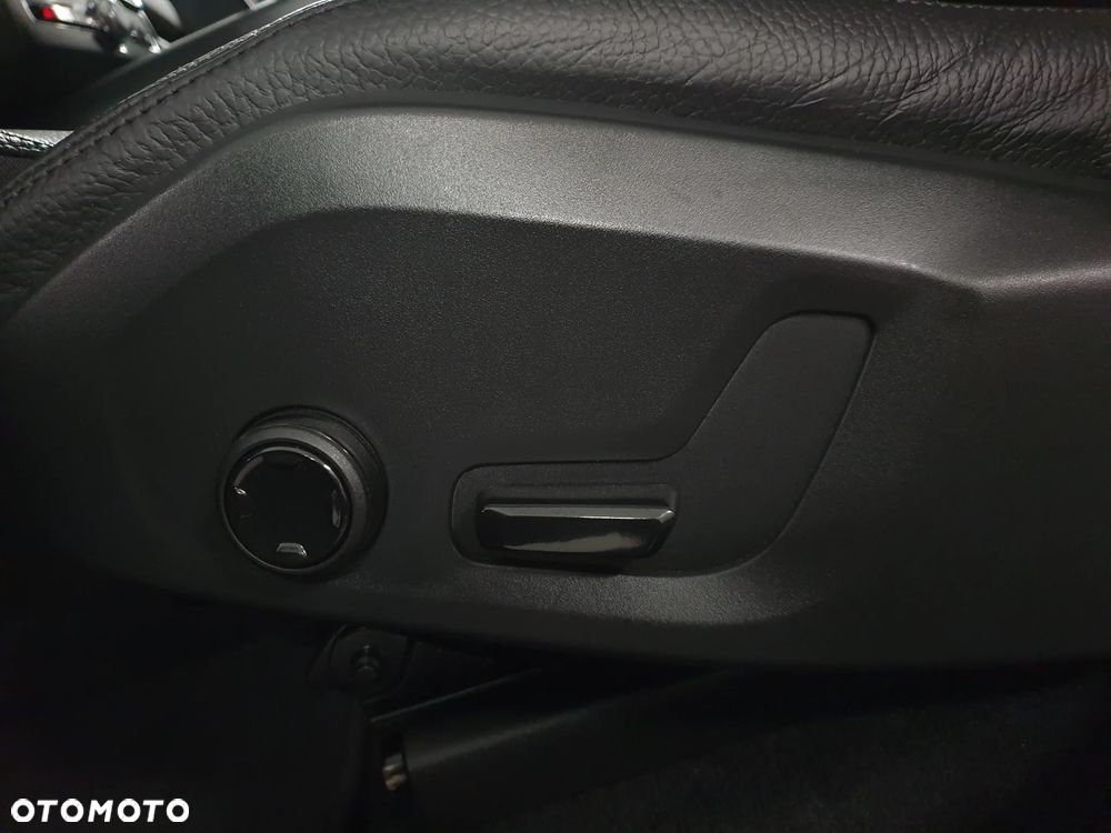 Volvo XC 60 B4 D Geartronic Inscription - 29