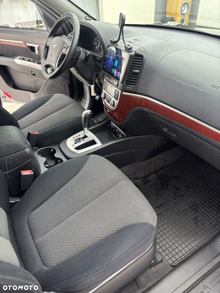 Hyundai Santa Fe - 16