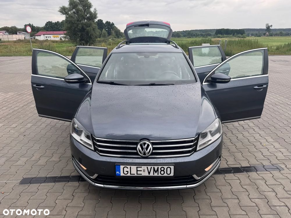 Volkswagen Passat - 11