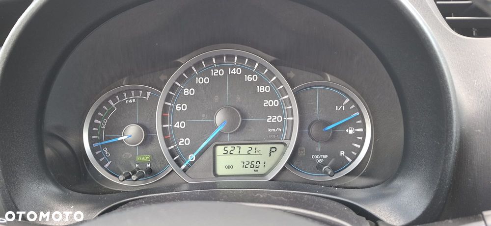 Toyota Yaris Hybrid 100 Dynamic - 18