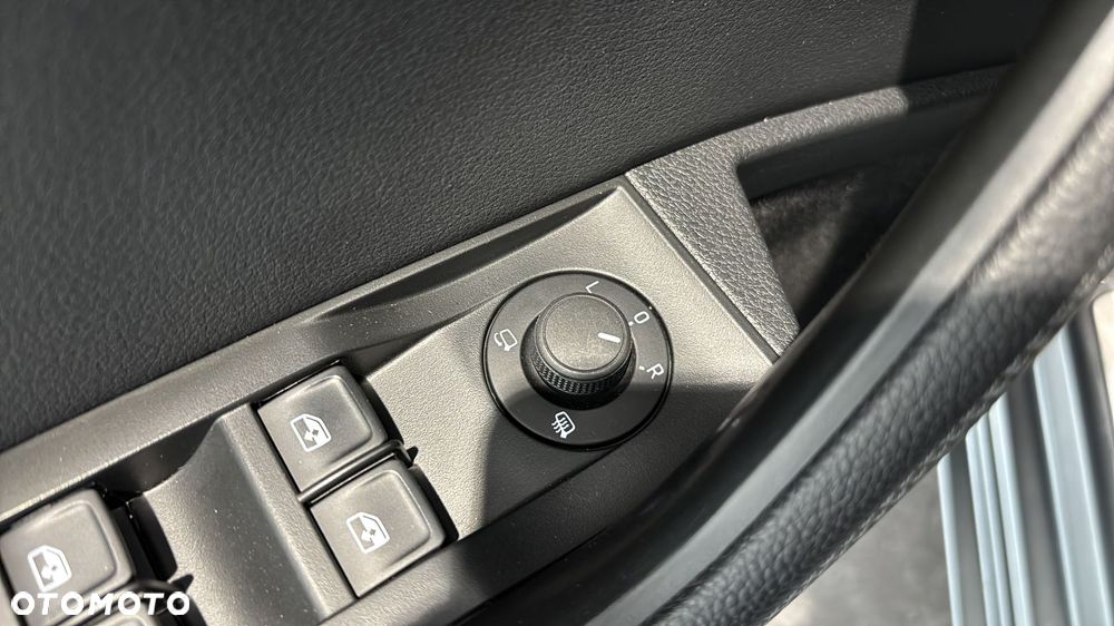 Skoda Superb 2.0 TDI SCR Style DSG - 22