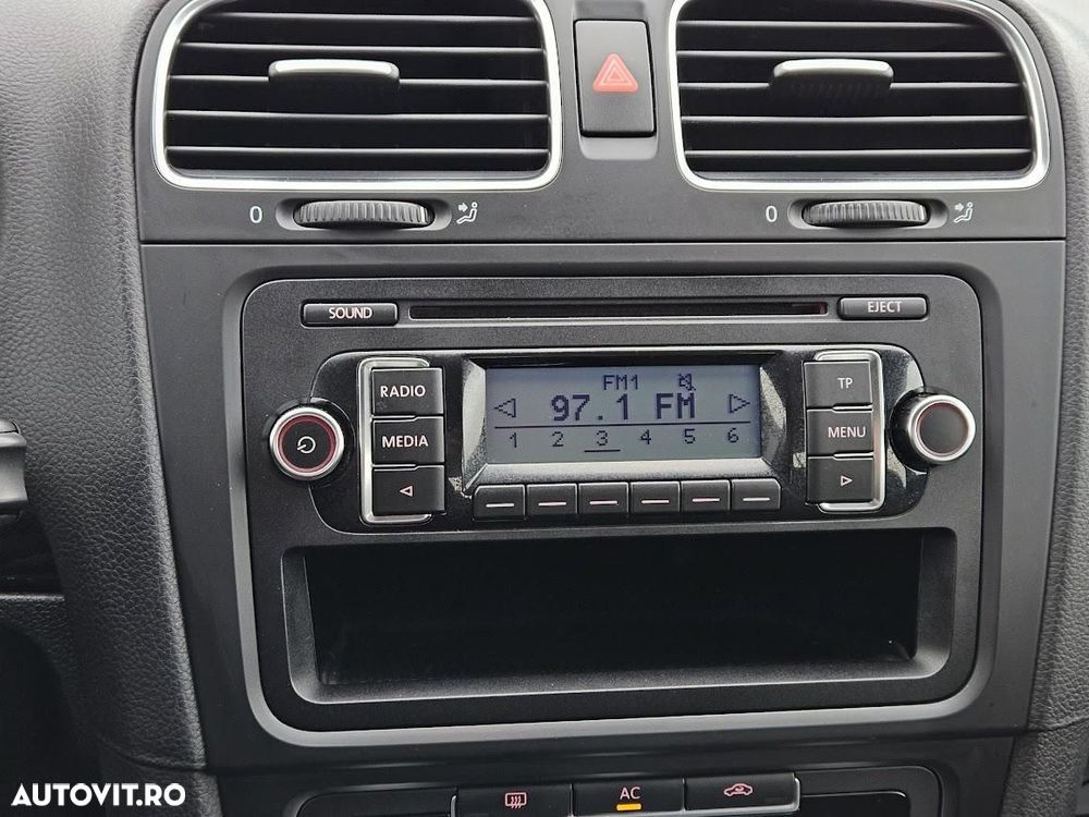 Volkswagen Golf - 13