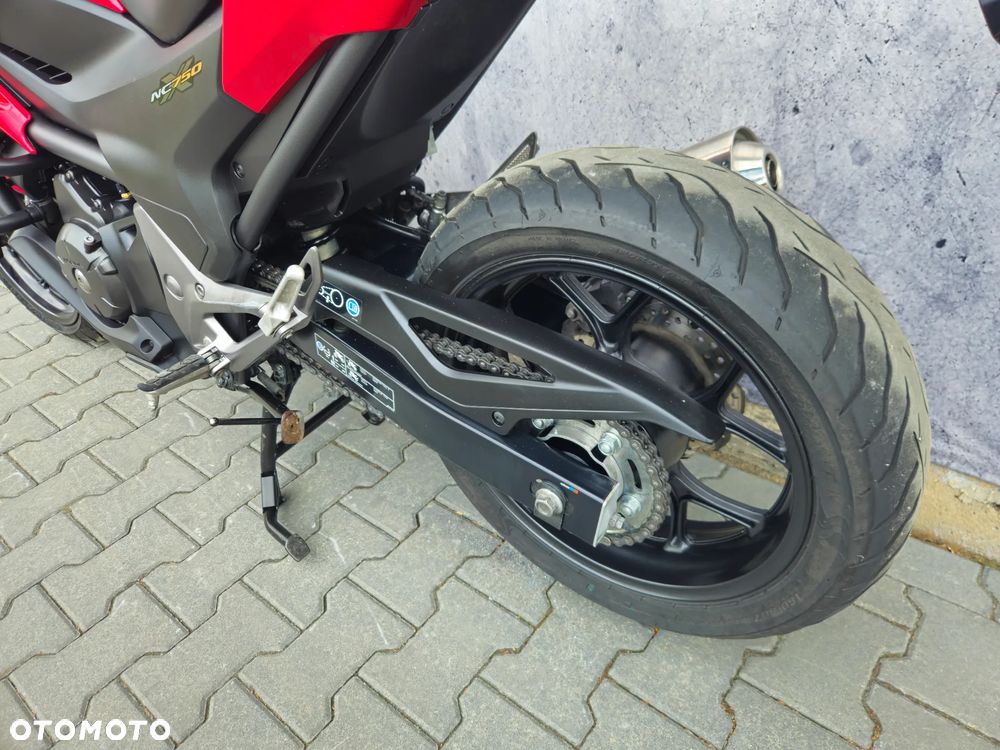 Honda NC - 18