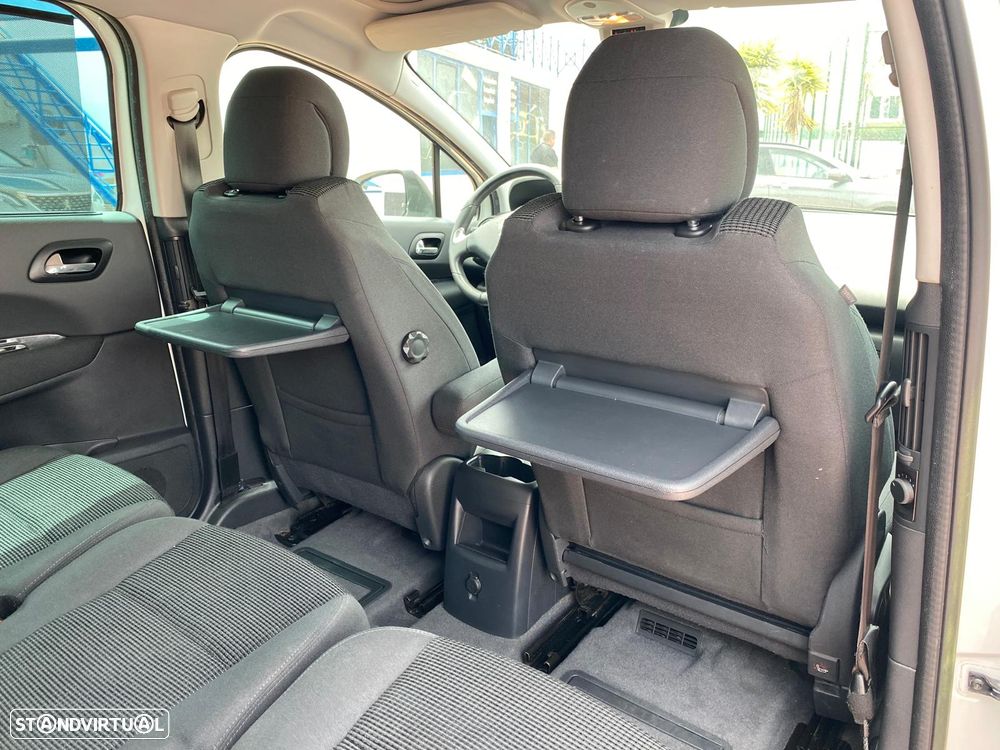 Peugeot 5008 1.6 HDi Allure - 15