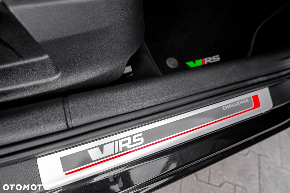 Skoda Octavia 2.0 TSI RS - 36