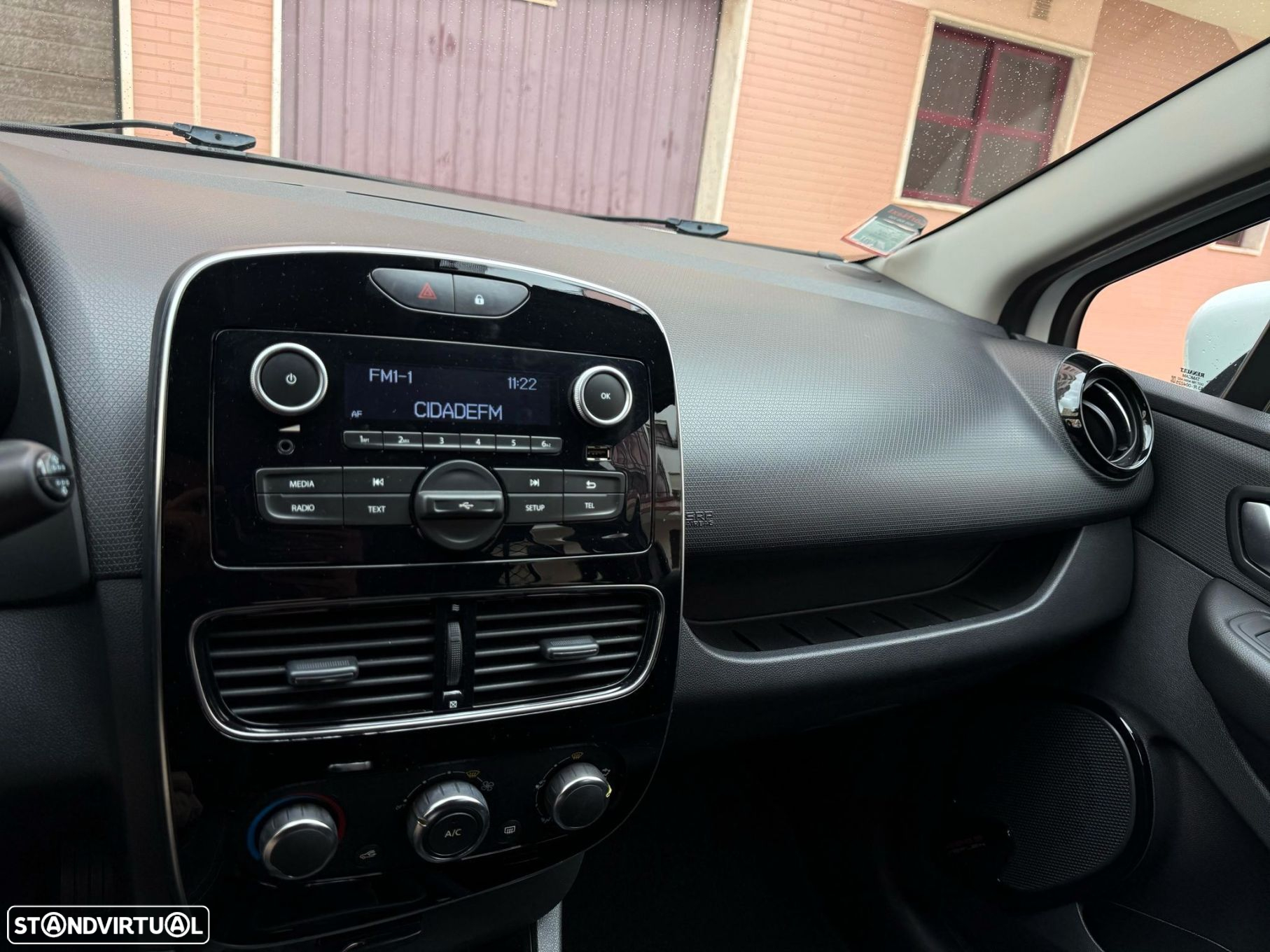 Renault Clio 1.5 dCi Zen - 13