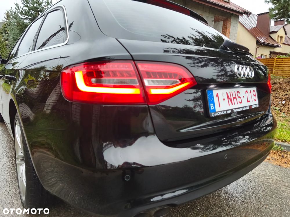 Audi A4 Avant 2.0 TDI DPF Ambiente - 20
