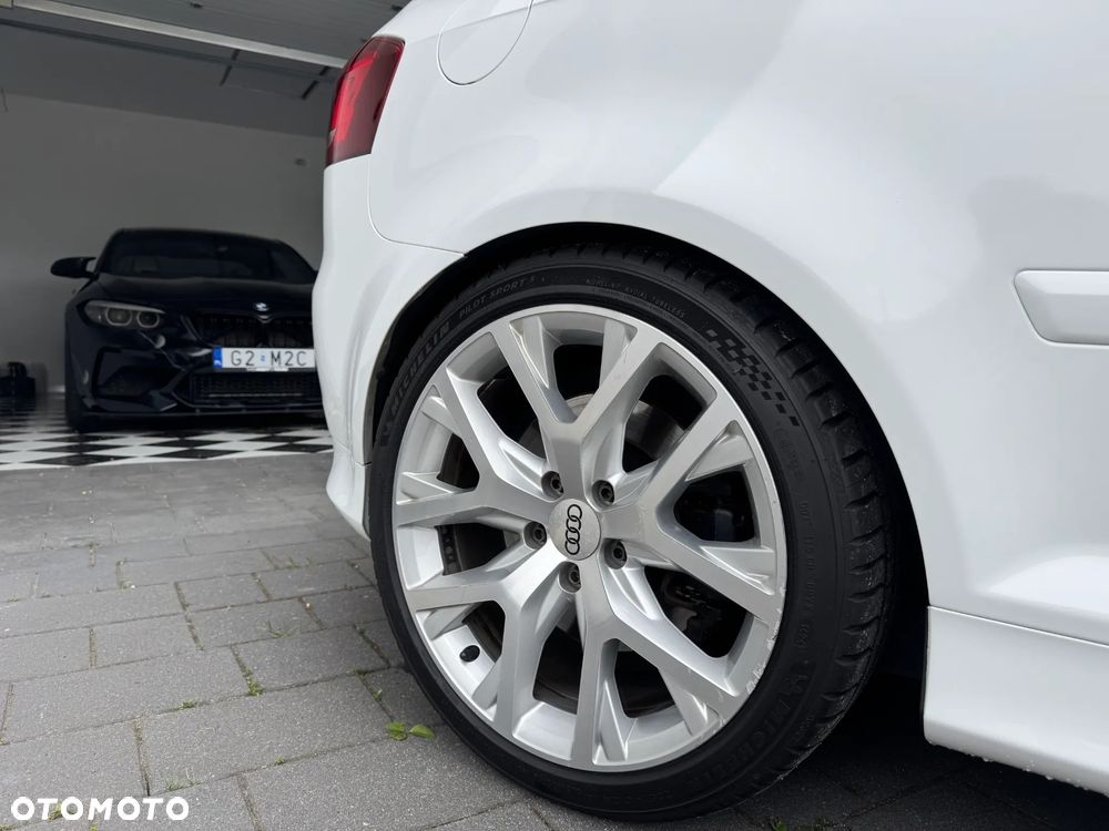 Audi S3 Standard - 15