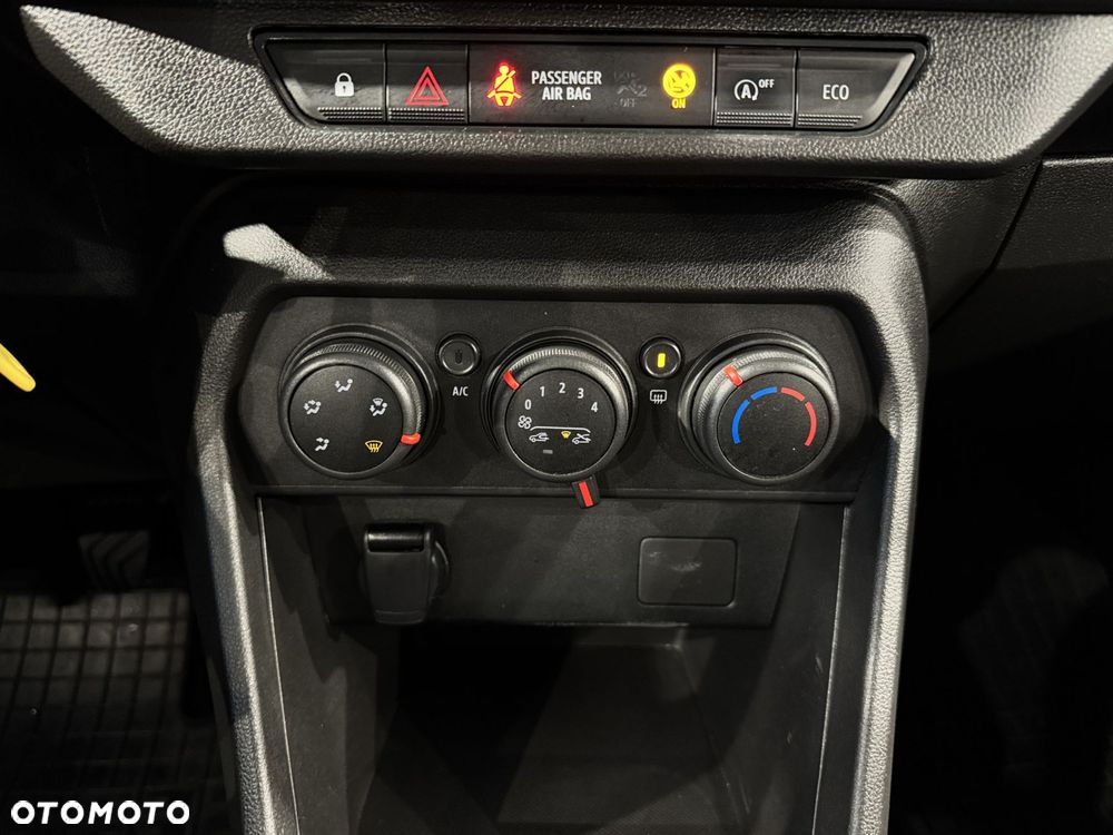 Dacia Sandero - 24