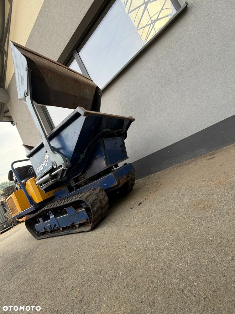 Kubota Canycon S100. Wozidło Gąsienicowe. Japońska Wywrotka w Pełni Hydrauliczna. Samo-załadowcza łyżka. Kiper Obrotowy! Silnik Kubota 3cylindry. Potężna moc. Szybka wolna jazda! Tylko 351 MTG. 2015rok prod. Ani deka luzów czy wycieków! Maszyna Sprowadzona z Norwegii z urzędu komunalnego. Używana raz do roku. Wielka Okazja! - 28