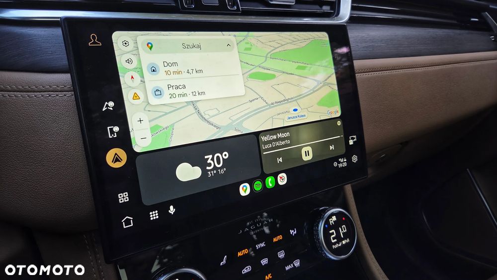 Jaguar F-Pace P250 AWD - 32