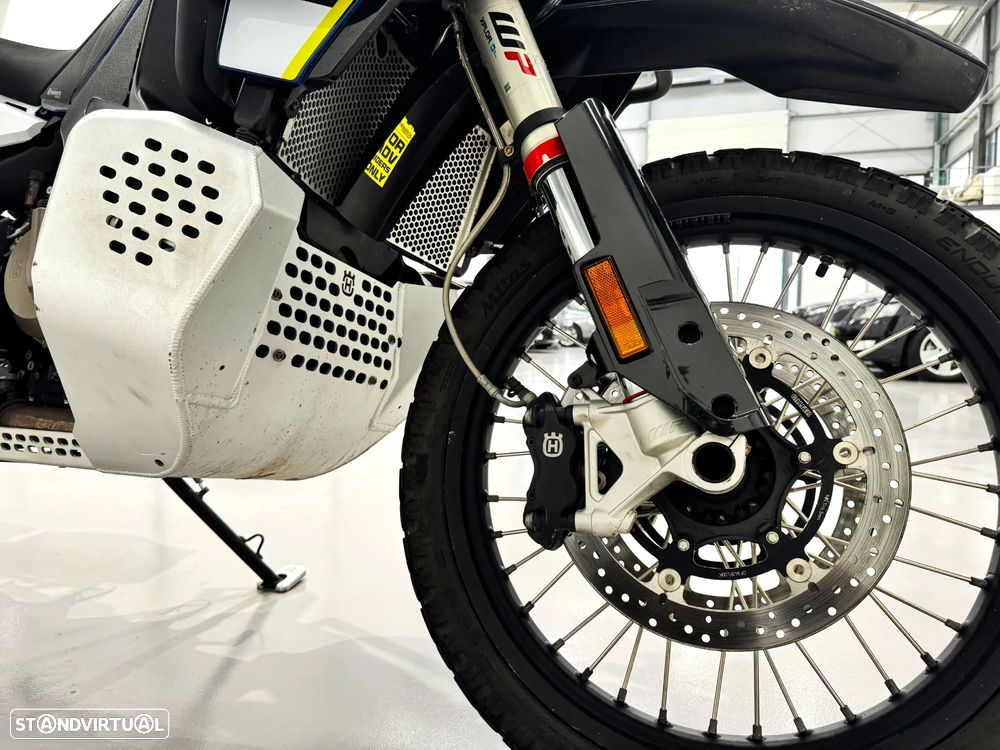 Husqvarna Norden 901 EXPEDITION - 11