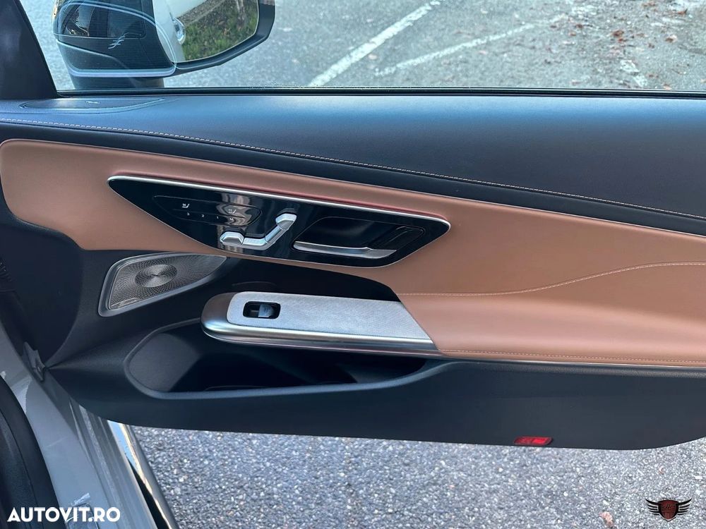 Mercedes-Benz CLE Mercedes-AMG 53 4MATIC+ AMG SPEEDSHIFT TCT 9G - 19