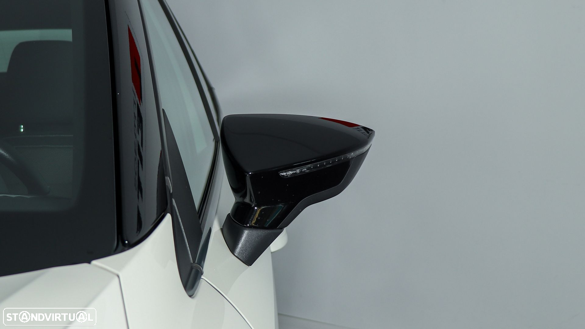 SEAT Arona 1.0 TSI Xcellence - 8