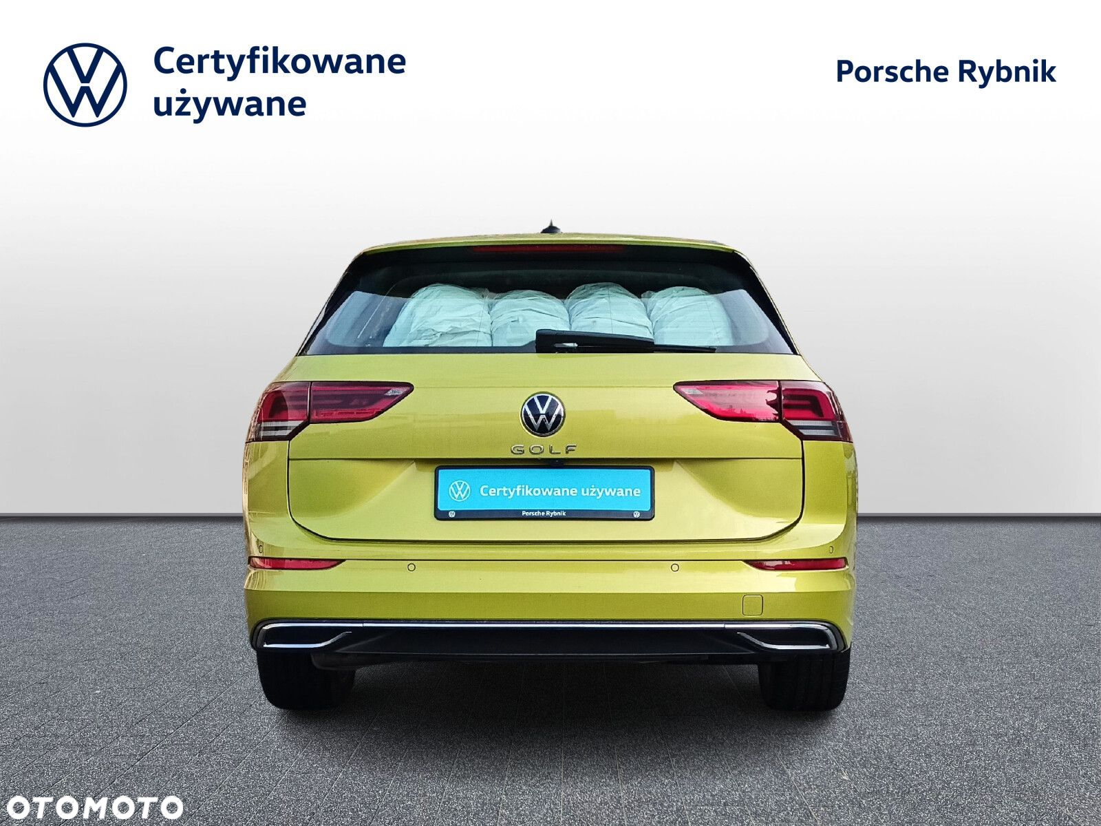 Volkswagen Golf - 8