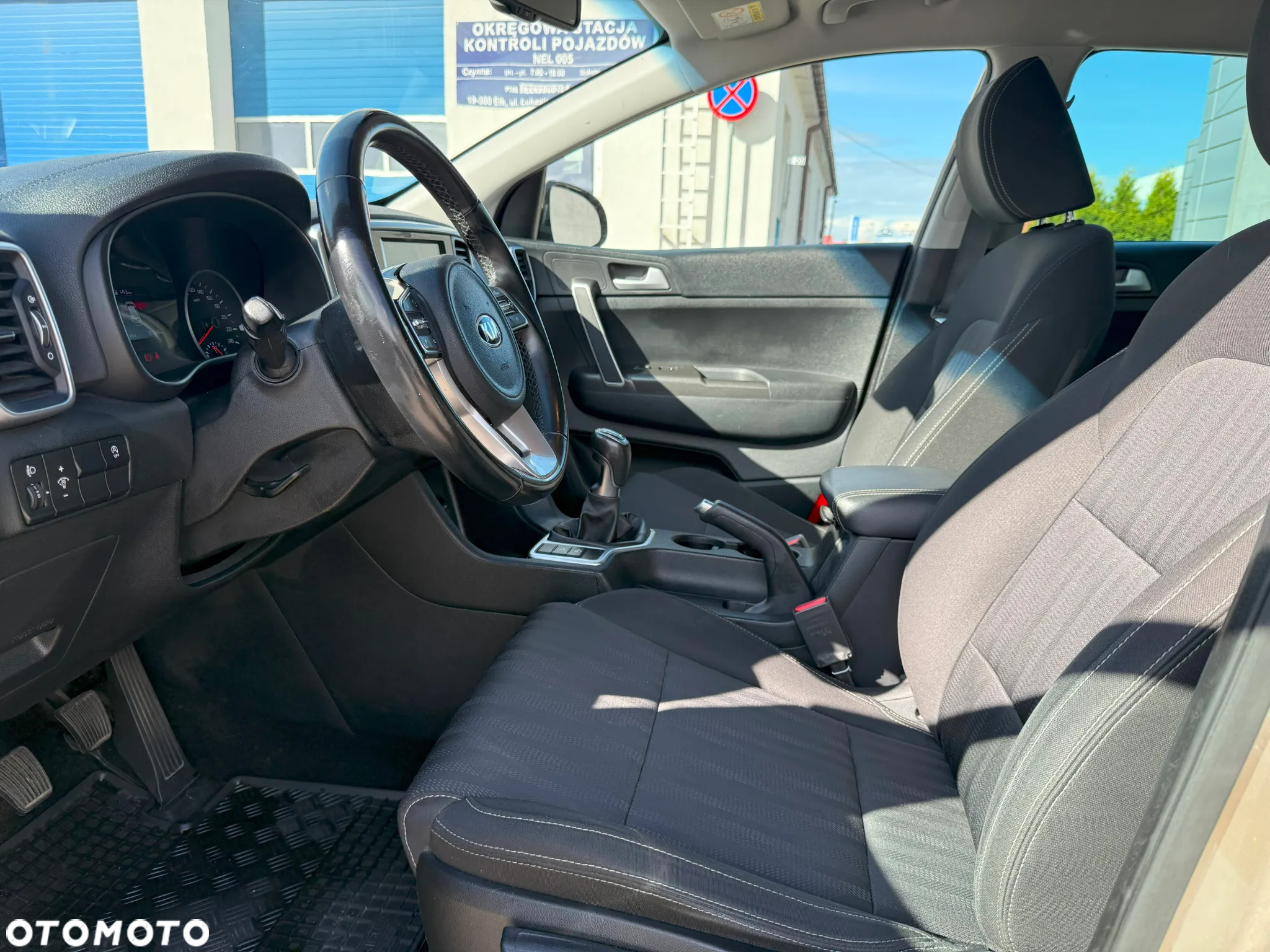 Kia Sportage 1.6 T-GDI M 2WD - 10