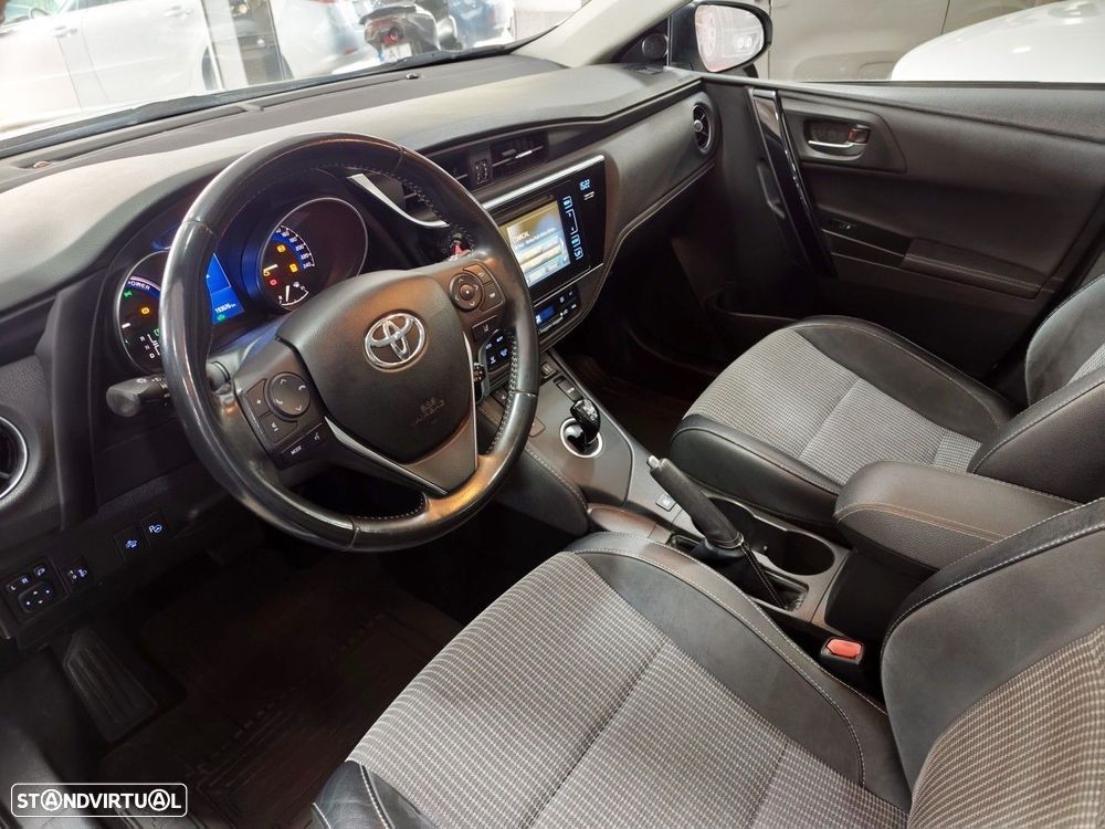 Toyota Auris Touring Sports 1.8 HSD Exclusive+Navi - 12