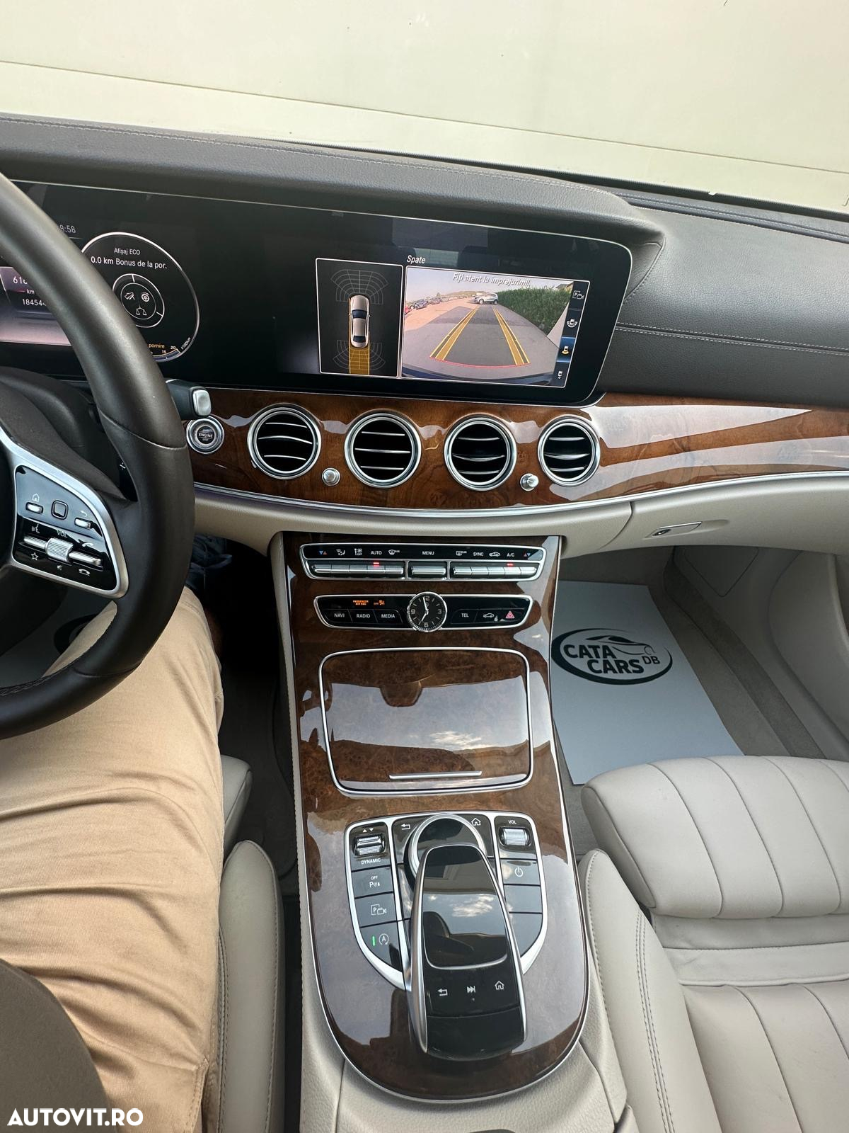 Mercedes-Benz E 220 d 4Matic T 9G-TRONIC Exclusive - 33