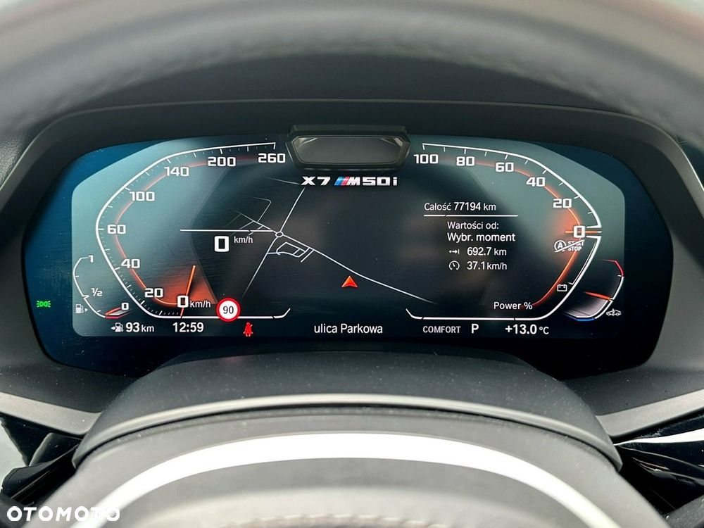 BMW X7 M50i sport - 37